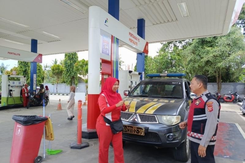 Patroli rutin guna Antisipasi gukamtibmas di objek vital wilayah hukum polsek tempuran, Dilaksanakan Personil Polsek Tempuran.