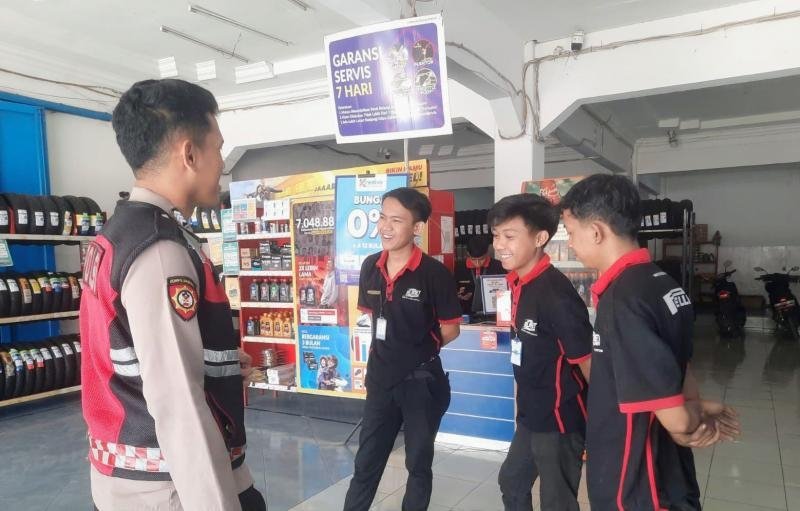 Bhabinkamtibmas Polsek Telagasari Sambangi Warga Binaan dan Sampaikan Himbauan Kamtibmas