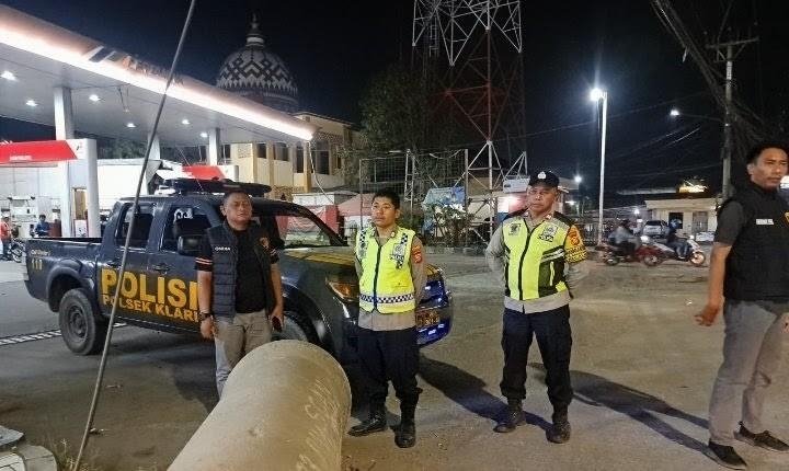 Patroli Personel Polsek Klari Patroli Antisipasi Gangguan Kamtibmas di Area SPBU