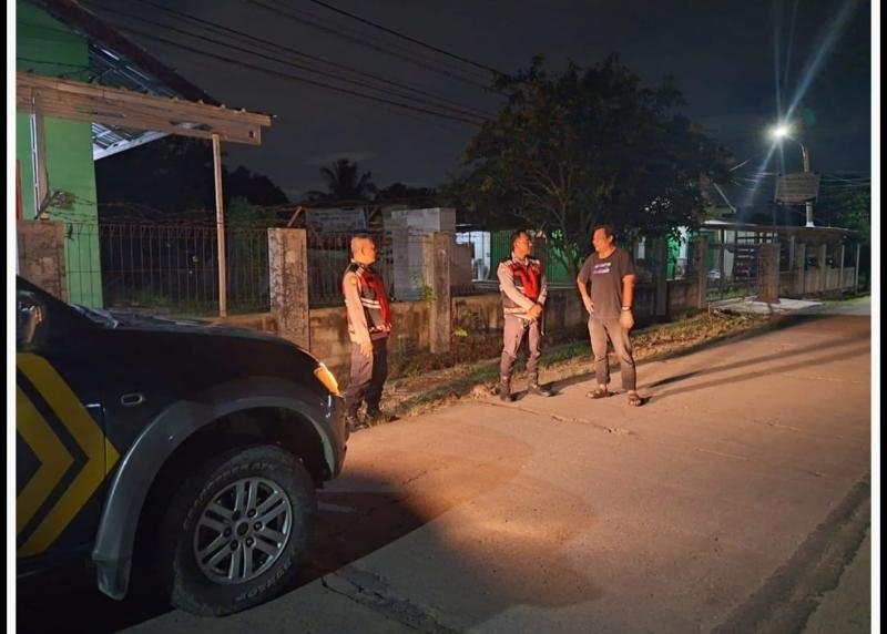 Polsek Pangkalan Laksanakan Patroli Perintis ke Kampung Jati 2 Guna Jaga Kamtibmas