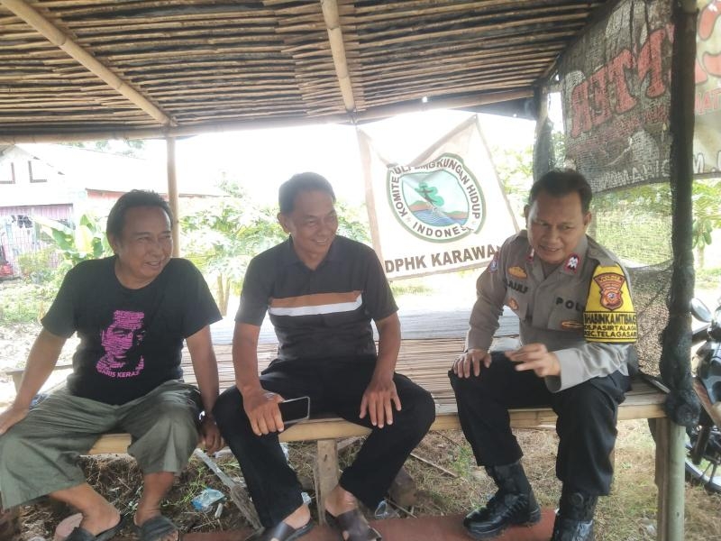 Bhabinkamtibmas Polsek Telagasari Gelar Penyuluhan Cegah Kenakalan Remaja di Desa Binaan