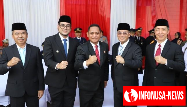 Wakil Bupati Bekasi Asep Surya Atmaja Mendampingi Wakil Gubernur Jabar Erwan Setiawan pada Upacara Peringatan Hari Perhubungan Nasional Tingkat Jawa Barat di Lapangan STTD Cibitung