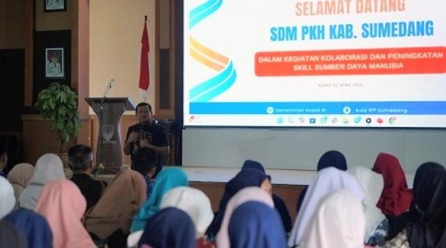 Pendamping PKH di Garda Depan, Bupati Dony Dorong Kompetensi dan Kolaborasi untuk Entaskan Kemiskinan