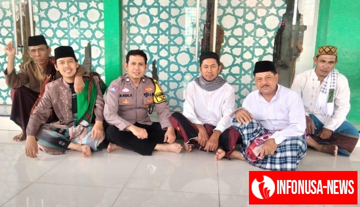 Bhabinkamtibmas Polsek Klari Ngawangkong Kamtibmas Bersama Tokoh Agama Desa Walahar