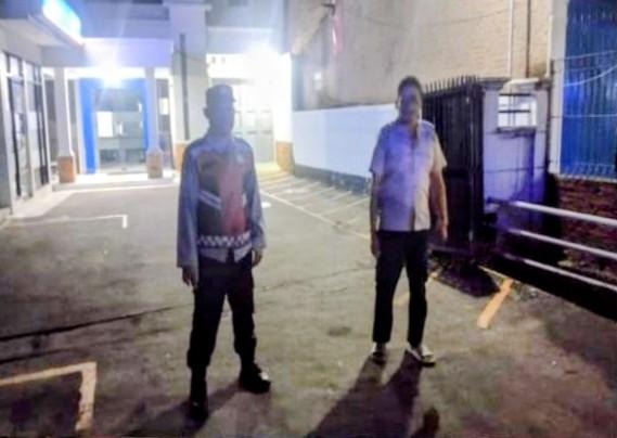Bripka Satim Kembali Kunjungi Bank BRI Gempol Patroli Prekat Polsek Banyusari di Malam Hari