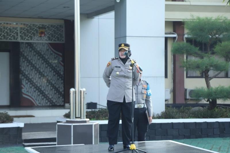 Fokus Amankan Unjuk Rasa, Kabag Log Polres Karawang: Patuhi SOP dan Jaga Kondusivitas