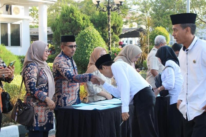 Di Balik Pelantikan 199 Kepsek, Ketua FMKKS SMP Kabupaten  Asma,S.Pd., M.Pd., Suarakan Amanah dan Integritas Pendidikan