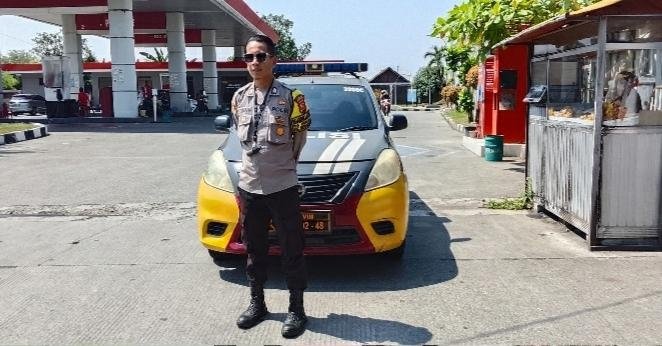 Ciptakan Kondusifitas, Personil Polsek Rengasdengklok Gelar Patroli Prekat Siang Hari