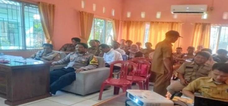 Bhabinkamtibmas Desa Cikalongsari Hadiri Minggon Kecamatan Jatisari, Bahas Kamtibmas hingga Pencegahan Stunting