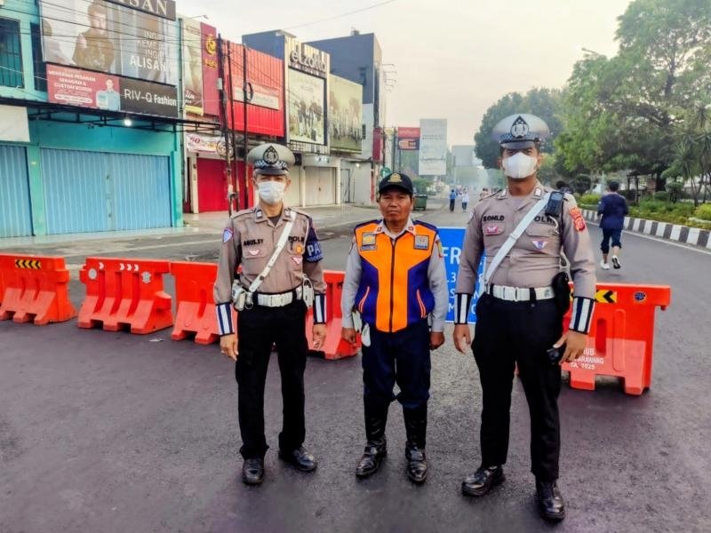 Satlantas Polres Karawang Laksanakan Rekayasa Arulin, demi Kelancaran dan Ketertiban Kegiatan Car Free Day
