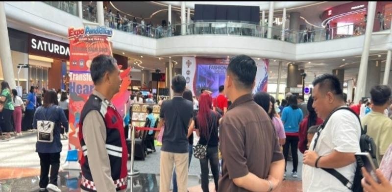 Polsek Telukjambe Laksanakan Patroli Prekat, Antisipasi Tindak Kejahatan 3C di Resinda Park Mall