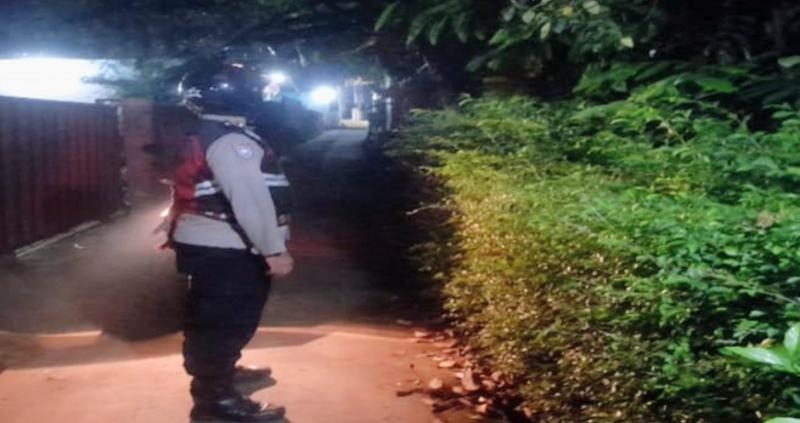 Antisipasi Gukamtibmas Malam, Personel Polsek Lemahabang Laksanakan Patroli Prekat