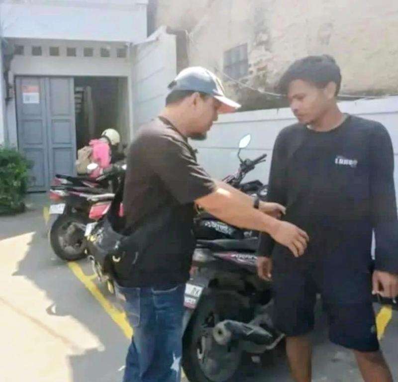 Aipda Ika Novian Nugraha Lakukan  Kring Serse Polsek Banyusari Ops KRYD Sasaran Juru Parkir