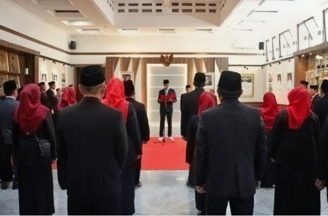 21 Kepala Sekolah Dilantik, Wali Kota Sukabumi Tekankan Amanah dan Integritas