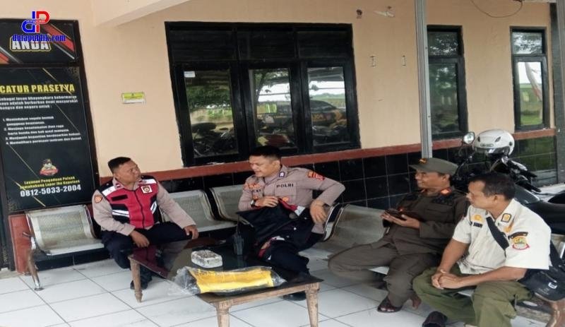 Sinergitas Personel Lemahabang Bersama Forkopimcam Untuk Tetap Pertahankan Kamtibmas