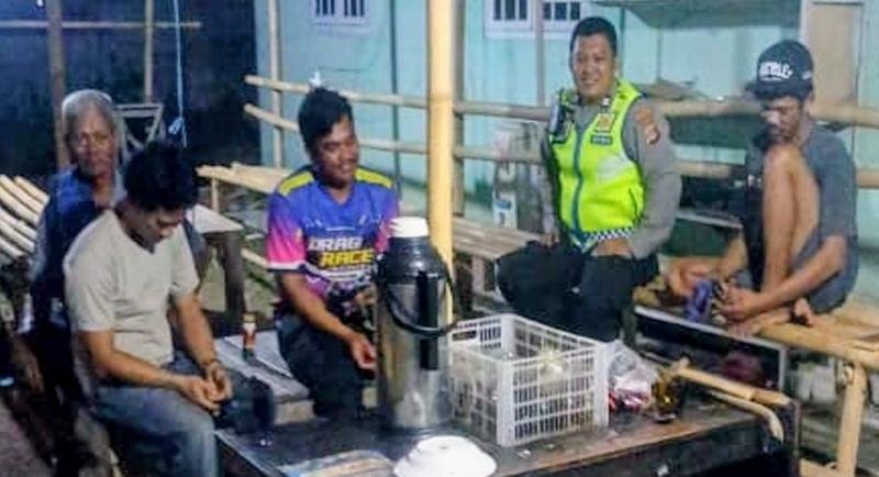 Bhabinkamtibmas Polsek Lemahabang Imbau Warga Desa Pulojaya Hindari Peredaran Dan Penyalahgunaan Obat Terlarang
