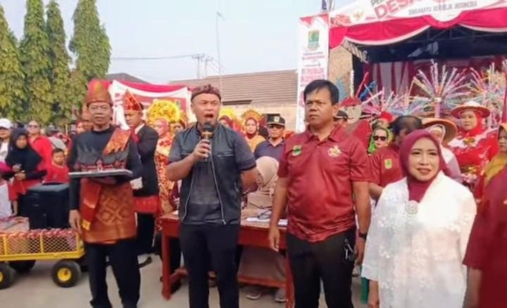 Semangat Persatuan Warnai Karnaval HUT Ke-81 RI di Desa Cikampek Barat, Warga Tumpah Ruah Rayakan Kemerdekaan