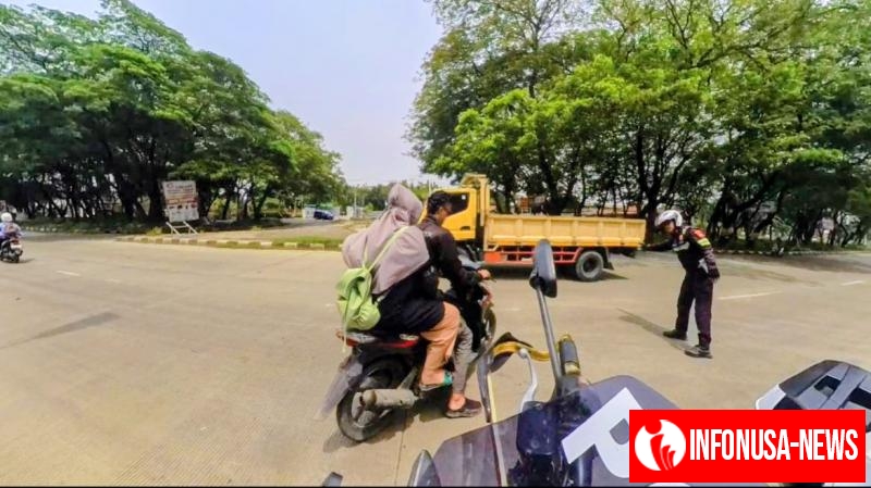 Satlantas Polres Karawang Dukung Ops Lilin Lodaya melalui Sosialisasi Kamseltibcarlantas