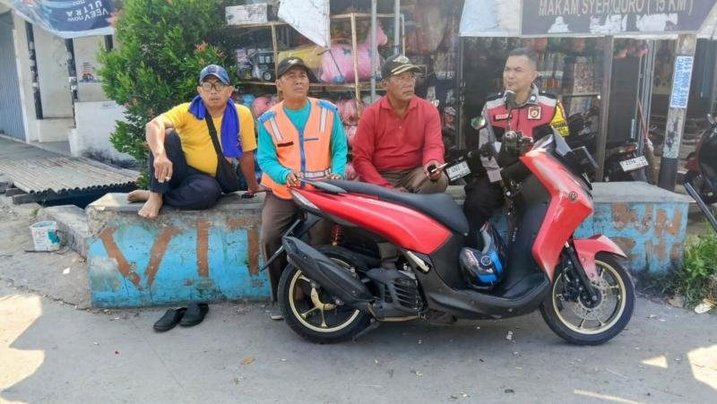Bhabinkamtibmas Polsek Telagasari Sebar Himbauan, Cegah Terjadinya TPPO di Masyarakat