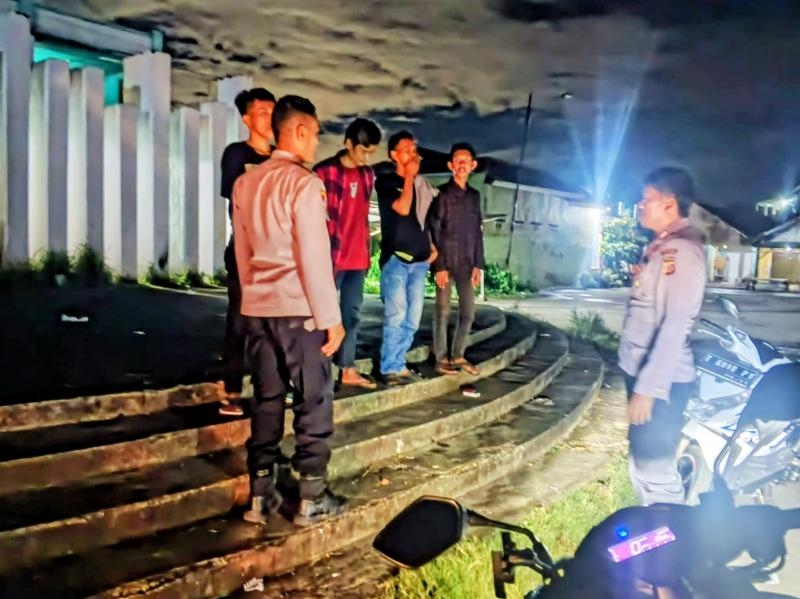 Kapolsek Batujaya Pimpin Patroli Prekat dan Giat KRYD dalam rangka Antisipasi GU Kamtibmas di Wilayah Hukum Polsek Batujaya