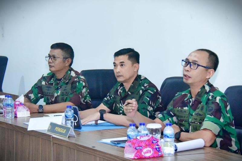 DITEMPA UNTUK MENJADI PILAR KEKUATAN TNI AL MASA DEPAN, 20 PERWIRA MARINIR IKUTI UJI KOMPETENSI