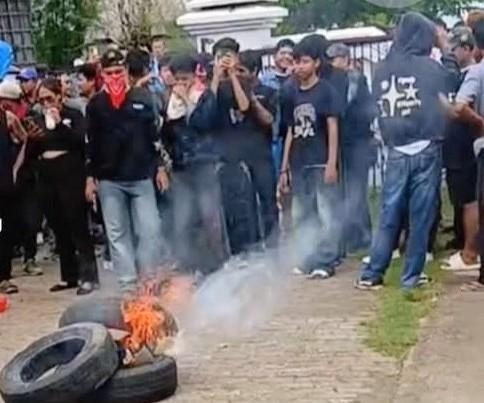 Bara Amarah Warga Kemiri Meledak, PJS Kades Didesak Dicopot atas Dugaan Dana Desa Gelap