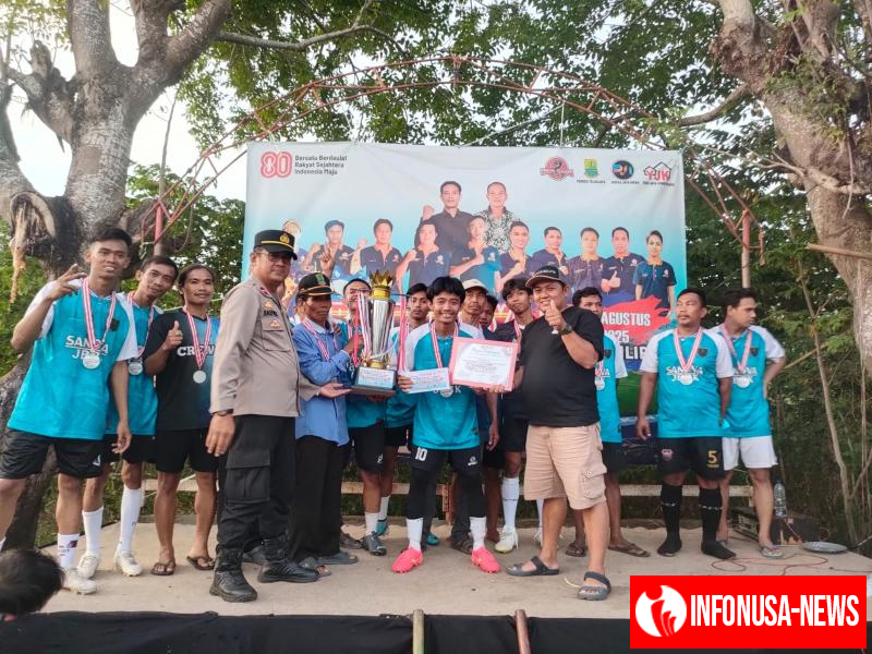 Kapolsek Pakisjaya Bersama Anggota Lakukan PAM Pengamanan Grand Final Turnamen Sepak Bola Antar RT Se-Desa Telukjaya Piala Bergilir Rempukjaya Cup 2025.