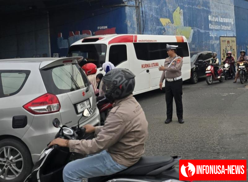 Satlantas Polres Karawang Antisipasi Kemacetan di Jalan Raya, melalui Pengaturan Lalu Lintas