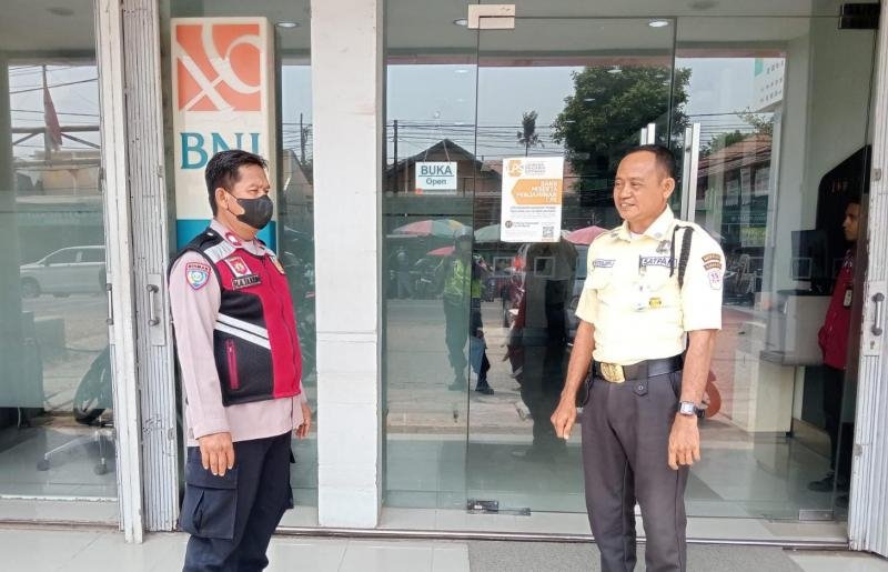 Upaya Cegah C3, Anggota Polsek Telagasari Lakukan Pattoli sekutar Objek Vital