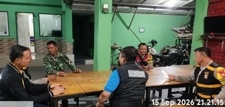 Perkuat Sinergitas Serta Komunikasi Antara TNI dan Polri, Personil Polsek Klari Silaturahmi Kamtibmas ke Mako Korami