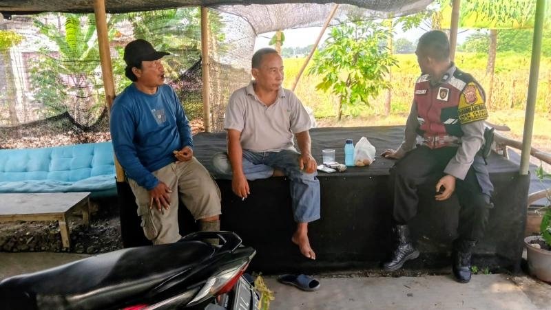 Bhabinkamtibmas Polsek Telagasari Sampaikan Himbauan Cegah Penyebaran TPPO