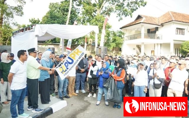 Bupati Garut Hadiri Jalan Sehat dan Aksi Bersih-Bersih Lingkungan dalam Rangka Hari Bakti Pekerjaan Umum ke-80 Tahun 2025