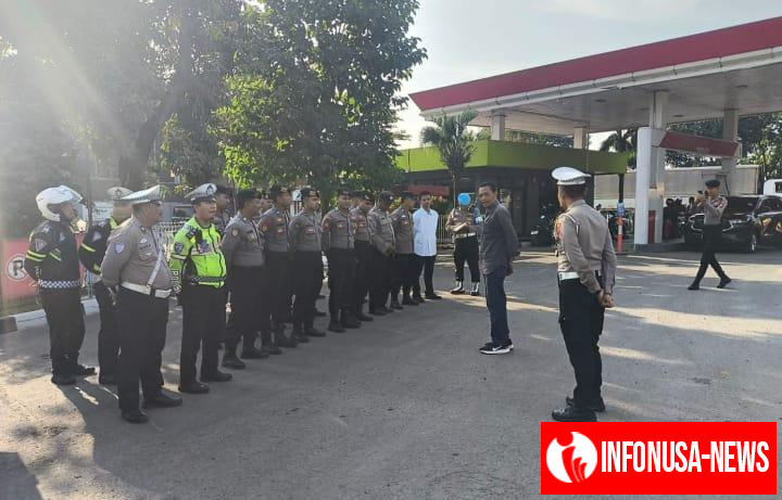 Polsek Klari Gelar Apel Gabungan Persiapan Pengamanan Keberangkatan Element Masyarakat Karawang Ke Gedung DPR RI Dalam Rangka UNRAS Hari Demokrasi Internasional
