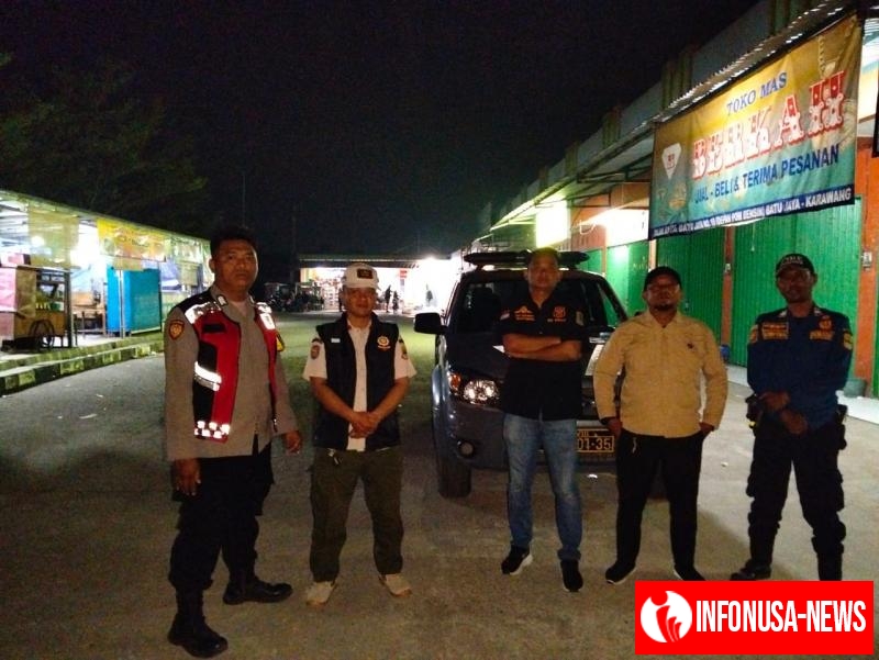 Upaya Anggota Polsek Batujaya melaksanakan Patroli Prekat KRYD pada malam hari di Wilayah Hukum Polsek Batujaya