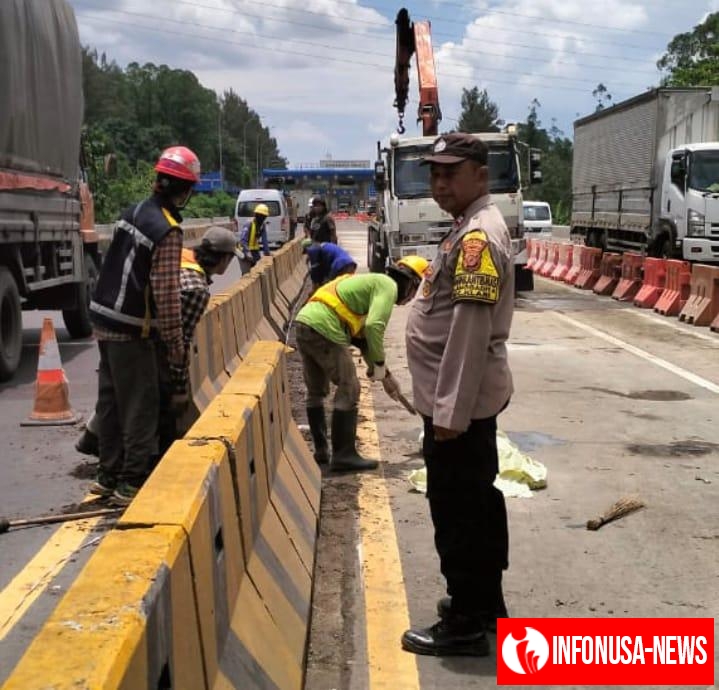 Bhabinkamtibmas Polsek Klari Aktif Awasi Proyek Renovasi Play Over di Wilayah Binaannya