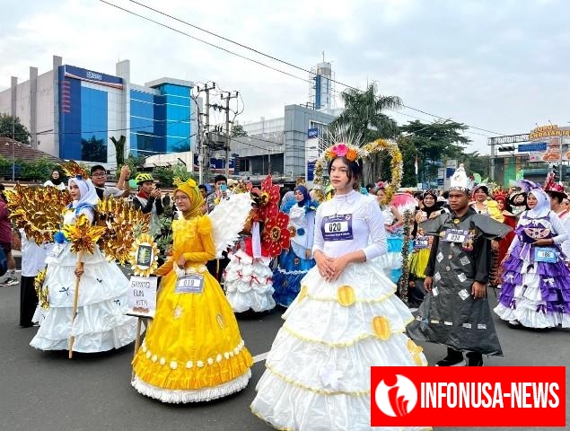 Ratusan Peserta Tampil Memukau pada Gelaran Recycled Fashion Design dan Catwalk Competition serta Trunk Show Designer Lokal Kota Depok