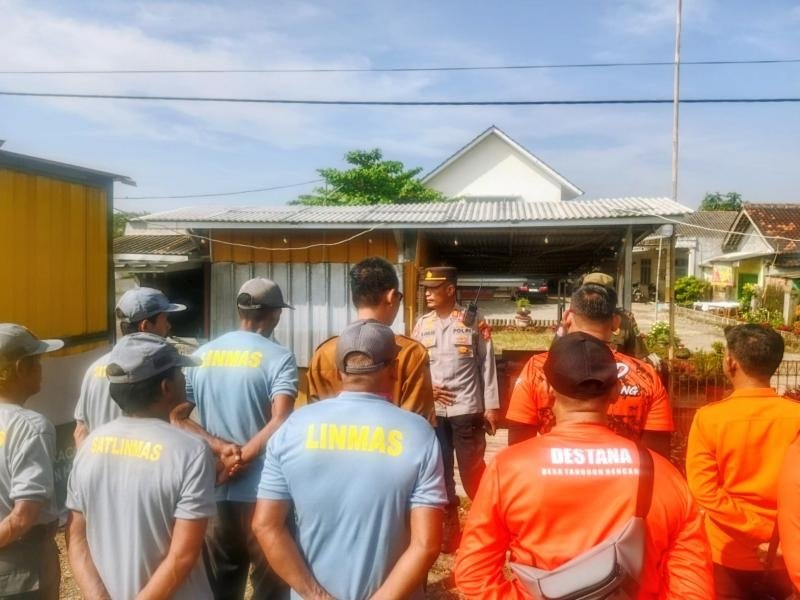 Anak Dua Tahun Diduga Tercebur Saluran Irigasi di Batujaya, Tim Gabungan Lakukan Pencarian