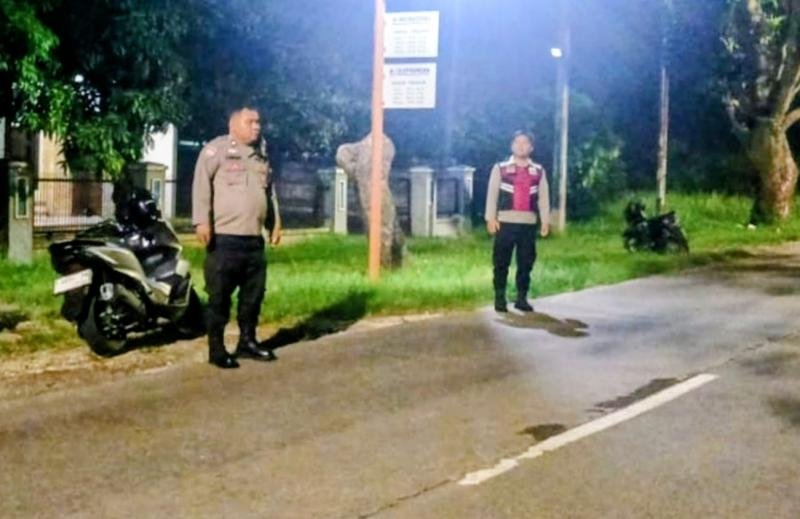 Personel Polsek Lemahabang Laksanakan Patroli KRYD Malam
