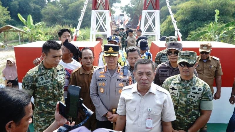 Kapolresta Karawang Hadiri Peresmian Jembatan Perintis Garuda Tahap III dan IV di Jatisari