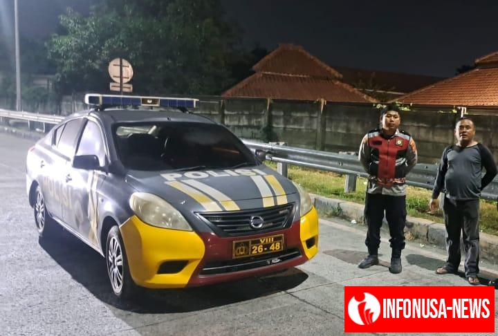 Personil Polsek Klari Patroli KRYD Sasaran Depan Gerbang Tol Karawang Timur