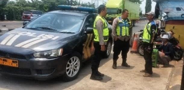 Polsek Jatisari Laksanakan Patroli Prekat Di Depan RS Paruh