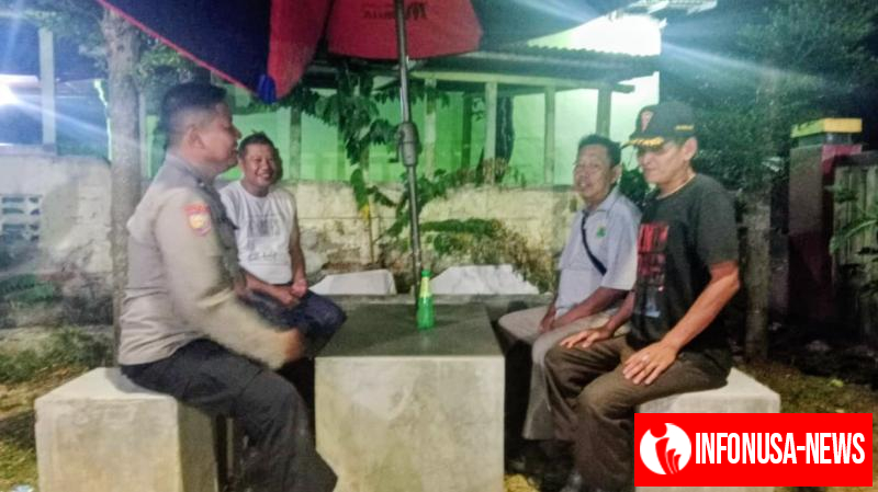Anggota Polsek Batujaya Kembali melaksanakan Kegiatan Ngawangkong bersama Masyarakat guna menyampaikan Arahan dan Himbauan Kamtibmas