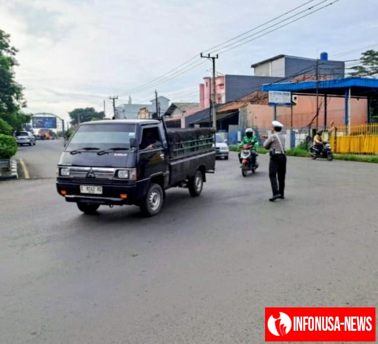 Polsek Kotabaru Gelar Hatur Lalin Pagi Secar Rutin Berikan Pelayanan Kepada Masyarakat