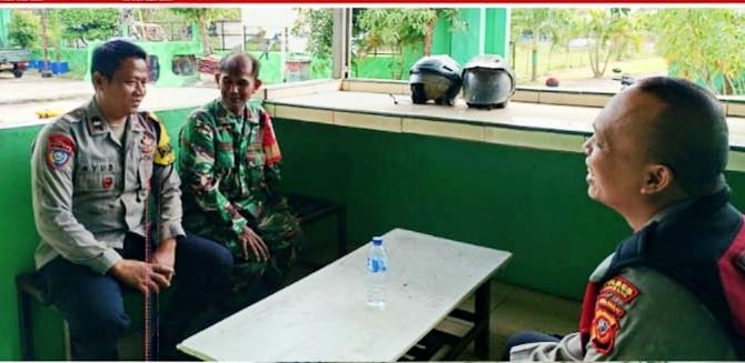 Jaga Sinergitas, Bhabinkamtibmas Polsek Rengasdengklok Kunjungi Koramil 0404 Rengasdengklok