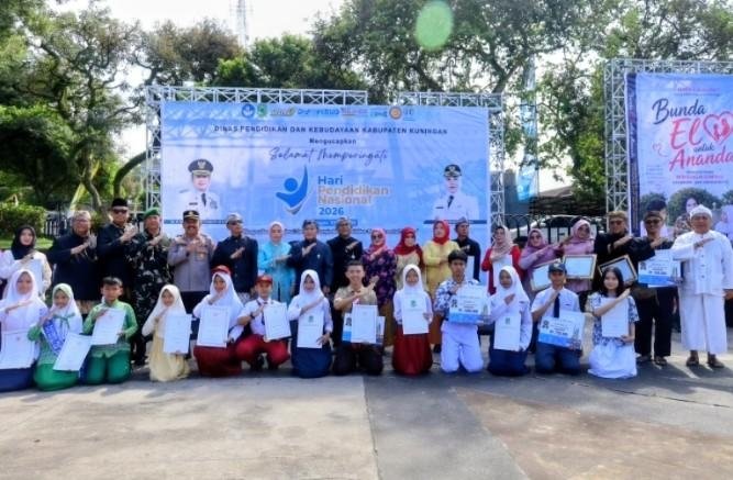 Di Balik Apresiasi Hardiknas, Kuningan Akui Tantangan Pendidikan