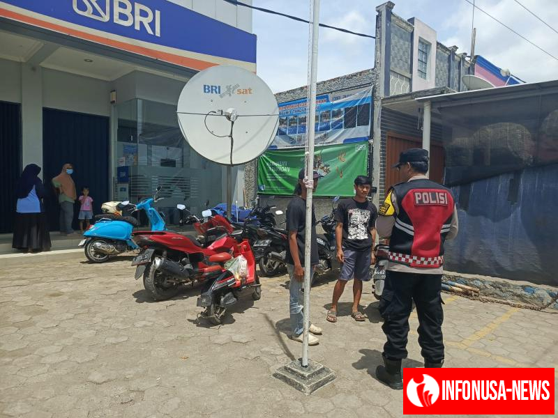 Patroli ke Objek Vital, dilaksanakan oleh Personil Polsek Tempuran Res Karawang di giat Patroli Rutin Hariannya.