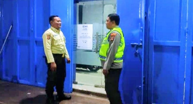 Upaya Personel Polsek Lemahabang Laksanakan Patroli KRYD Malam Di Obyek Vital