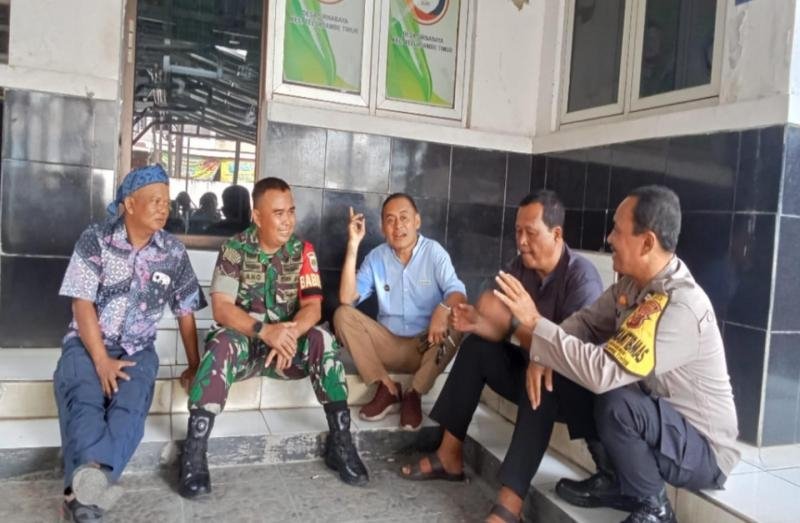 Sinergitas Duo Pembina Desa Sirnabaya, Laksanakan Sambang Dialogis ke Warga Dusun Krajan