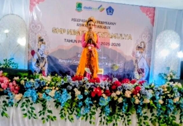 Tangis dan Harapan Warnai Perpisahan Siswa SMPN 2 Tirtamulya, 149 Siswa Siap Menjemput Masa Depan