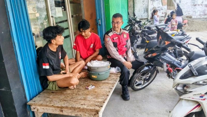 Upaya Anggota Polsek Telagasari Sambangi Warga Binaan dan Sampaikan Himbauan Kamtibmas